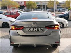 تۆیۆتا کامری